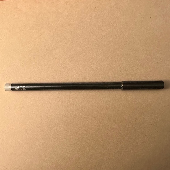 BITE BEAUTY Lip Pencil - #058 - Picture 1 of 4
